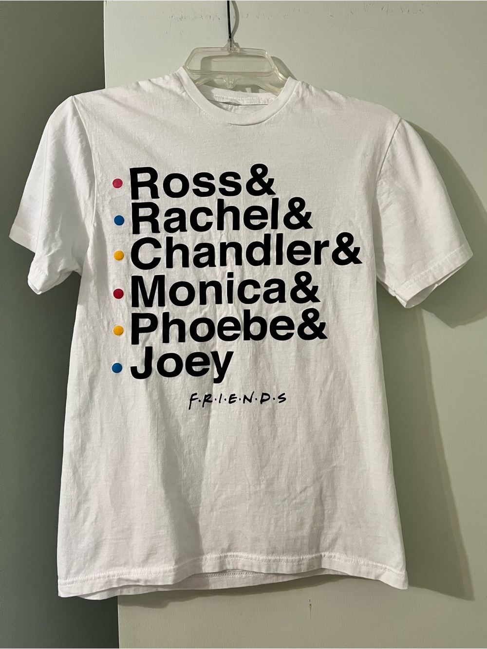 FRIENDS White Short Sleeve Tee with Character Names and Dot Accents 💯 Cotton